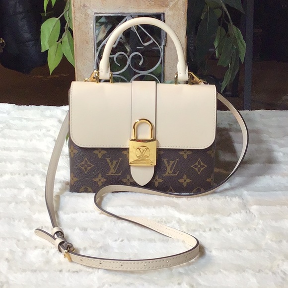 Louis Vuitton Handbags - Louis Vuitton monogram handbag